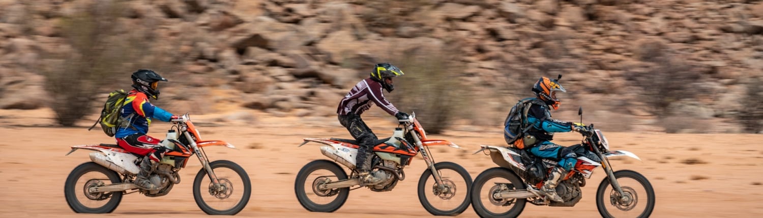 Namib-Enduro-Tours_Riders-in-formationWEB1920-77-1500x430